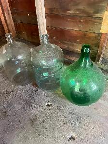 3 5-gal glass carboys $10 each for your winemaking - Photo 2