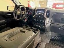 2021 Chevrolet Silverado 1500 Custom / Crew / 4x4 / New Motor- T - Photo 8