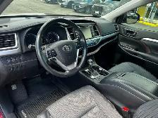 2018 Toyota Highlander - Photo 11