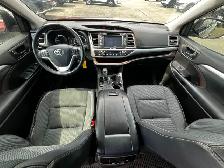 2018 Toyota Highlander - Photo 16