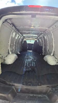 2010 GMC Savana Extended - Photo 6