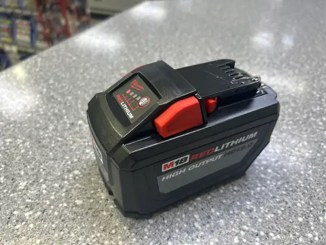 Milwaukee 18V 12AH HD Battery New