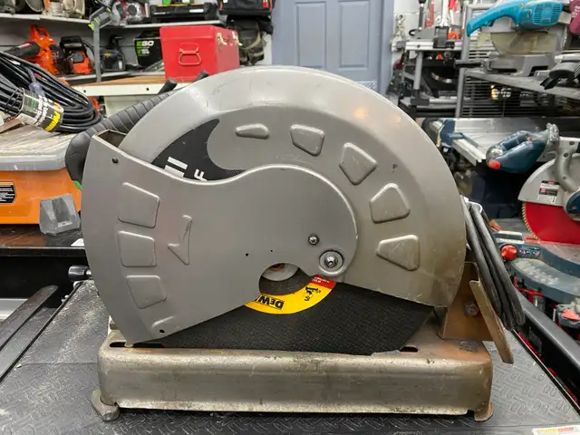 Hitachi CC14SF 14" Cut Off Saw