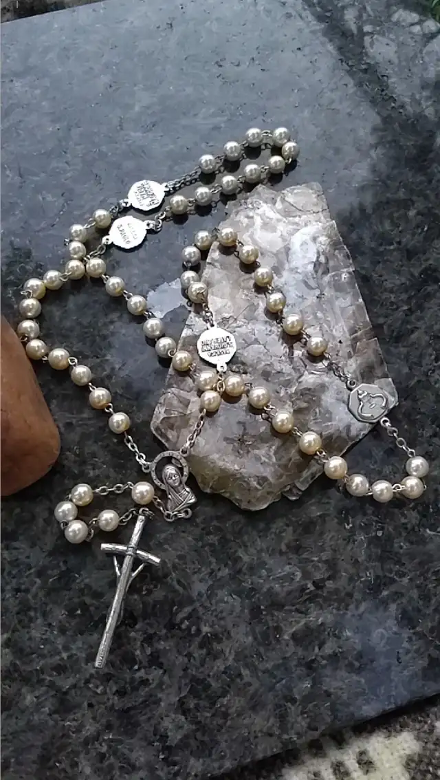 Authentic Italian Pilgrimage Rosary from the Roman 2000 Jubilee!