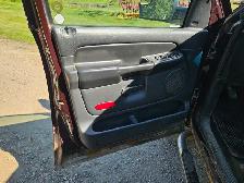 2005 Dodge 3500 - Photo 18