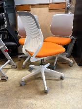 Steelcase COBI chair $89.99/ excellent condition in 2 diff color - Photo 2