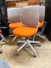 Steelcase COBI chair $89.99/ excellent condition in 2 diff color - Photo 3