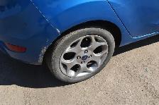 2012 Ford Fiesta SE Hatchback - Photo 30