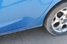 2012 Ford Fiesta SE Hatchback - Photo 34