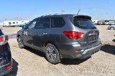 2018 Nissan Pathfinder SL 4WD - Photo 2