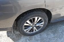 2018 Nissan Pathfinder SL 4WD - Photo 32