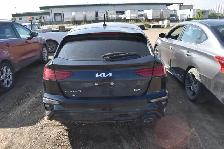 2022 Kia Forte 5-Door EX - Photo 8