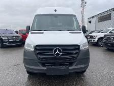 2022 Mercedes-Benz Sprinter Cargo Van Sprinter 2500 Cargo Van 2. - Photo 3