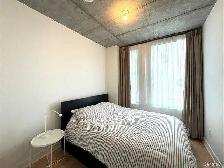 Superb condo with REM direct access - Photo 8