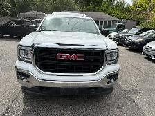 2017 GMC Sierra 1500 8 foot box 4x4 5.3 v8 only 75000km 1 owner - Photo 2