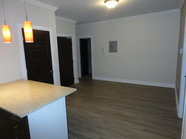 Beautiful Modern 2-Bedroom Apartment!