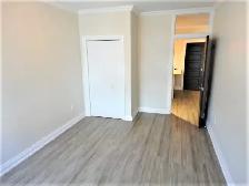 Beautiful Modern 2-Bedroom Apartment! - Photo 5