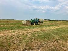 Grass aftermath hay bales - Photo 2