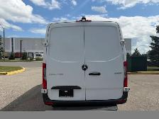 2021 Mercedes-Benz Sprinter Cargo Van CARGO 2500 - Photo 7