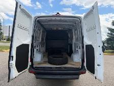 2021 Mercedes-Benz Sprinter Cargo Van CARGO 2500 - Photo 12