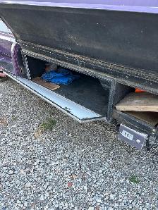 Camper Van - Photo 2