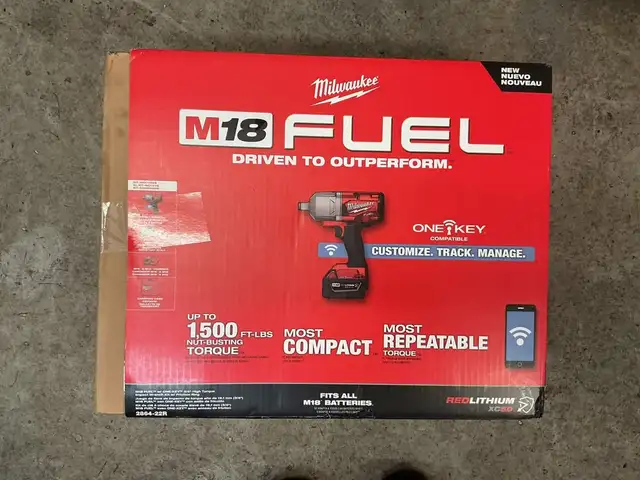 NEW Milwaukee M18 High-Torque Impact Wrench Kit