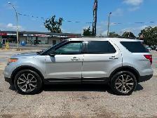 2015 Ford Explorer XLT - Photo 10