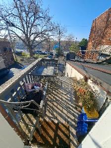 Napanee, two bedroom executive apartment - Photo 4