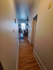 Napanee, two bedroom executive apartment - Photo 8