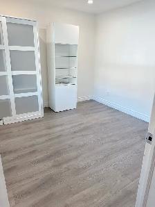 Private room for rent Dufferin& Eglinton - female only - Photo 2