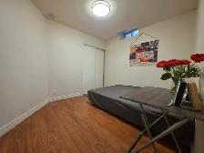 room for rent nearby pacific mall 850 per month - Photo 6