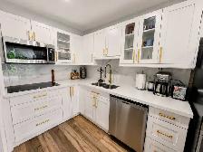 FURNISHED 2-BEDROOM WALKOUT ⭐ ALL-INCLUSIVE ⭐ WATERFRONT - Photo 4