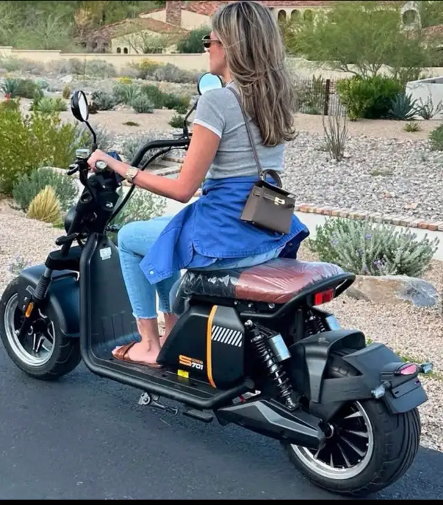 BRAND NEW Long Range Electric Scooters Electric Bike
