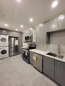 2 BED 2 BATH ALL INCLUSIVE  - SEPT 1st