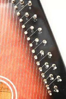 Autoharp Oscar Schmidt Model OS21CE Sunburst USED good condition - Photo 4