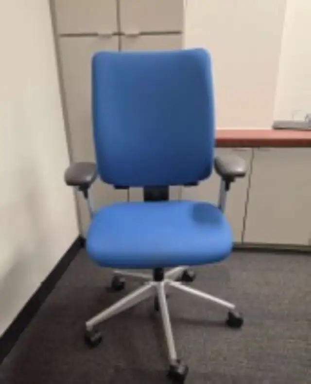 Office Chair - Steelcase with Rounded Arm Rests