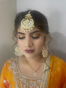 Professional makeup/hair $160 bridal/party in studio/mobile Ne - Photo 2