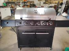 Kenmore 6 Burner Propane BBQ - Photo 2