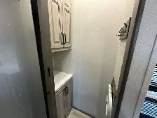 25 Avalanche 346FL FRONT LIVING SEASONAL BLOWOUT CLEARANCE SALE - Photo 27