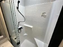 25 Avalanche 346FL FRONT LIVING SEASONAL BLOWOUT CLEARANCE SALE - Photo 35