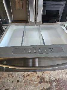 LG  REFRIGERATOR 36' SALE !@ - Photo 3
