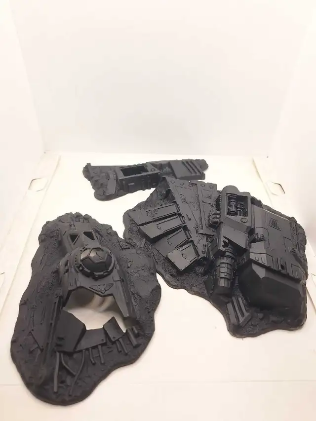 Warhammer 40k OOP RARE Part set of Battle For Macragge Terrain