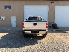 2018 GMC Sierra 2500 SLE Crew Cab 4x4 - Photo 5