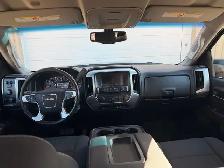 2018 GMC Sierra 2500 SLE Crew Cab 4x4 - Photo 7