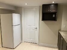Room for rent for female available now - Photo 10