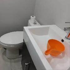 Newly renovated basement apartment for rent mildand/kingston rd - Photo 8