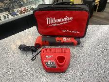 Milwaukee 2526 M12 Cordless Multi Tool
