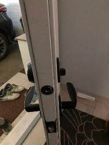 If you experience problem closing your doors, rolling sliding Po - Photo 5