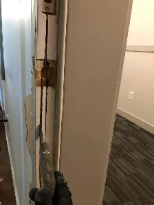 If you experience problem closing your doors, rolling sliding Po - Photo 7