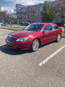 Chrysler 200 V6 Limited 2012